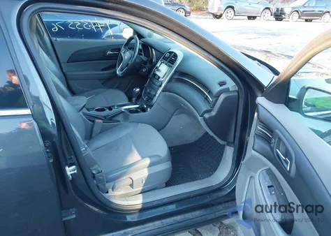 2015 Chevrolet Malibu 2Lt z USA, uszkodzony, nr VIN 1G11D5SL7FF228475